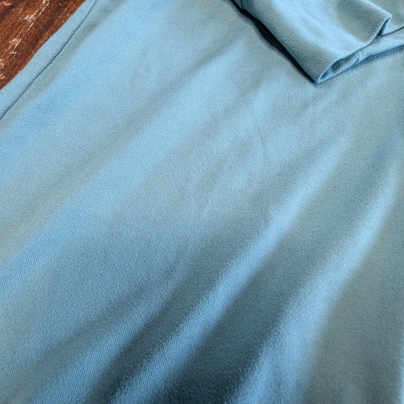 AnyBody Plus Size Shirt Sage Green Soft Long Sleeve Casual Fitness Top 2X Used - Picture 2 of 8